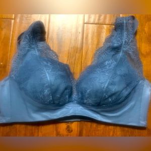 Understance Lacy Blue Bra 38C EUC
